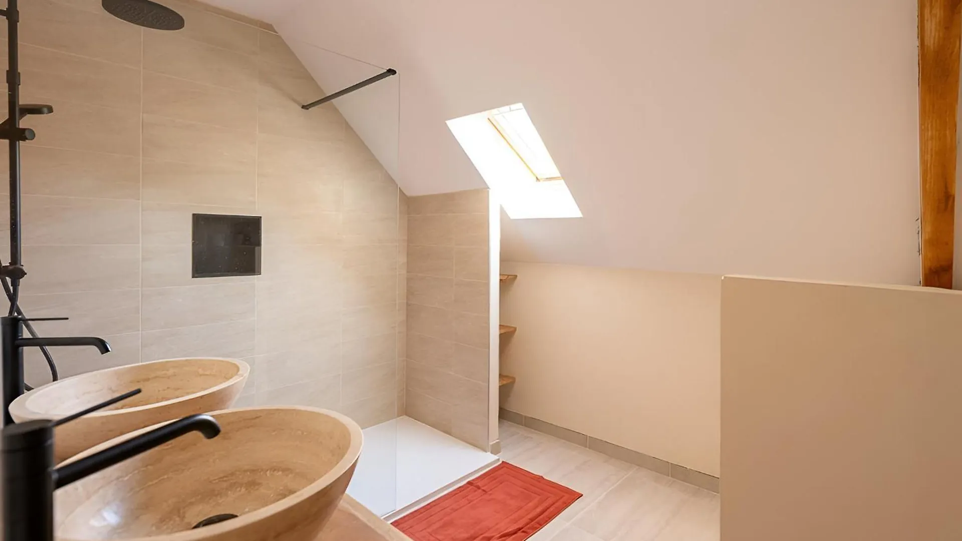 Villa L'Abri Cotier Du Vivier à Le Vivier-sur-Mer Hébergement de vacances